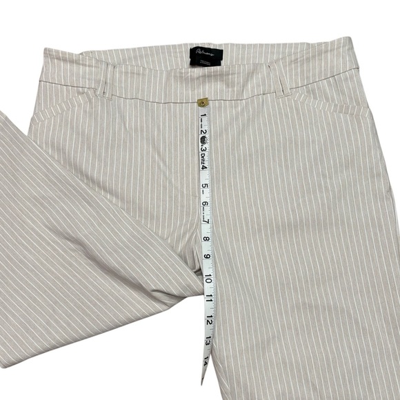 NWOT, Reitmans, The Iconic Beige & White Striped Capri Pants, 18 Regular - Picture 6 of 9